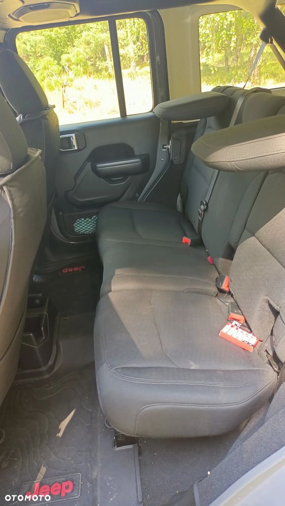 Jeep Wrangler 3.6 Unlim Rubicon X - 20