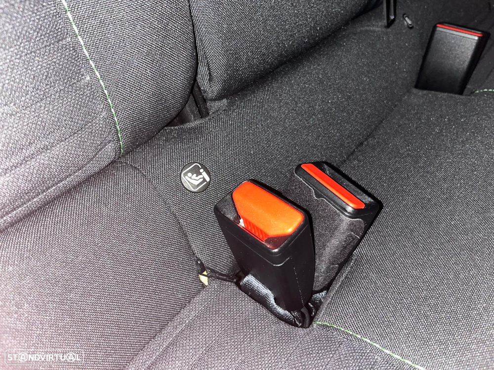 Peugeot 2008 1.2 PureTech Active - 28