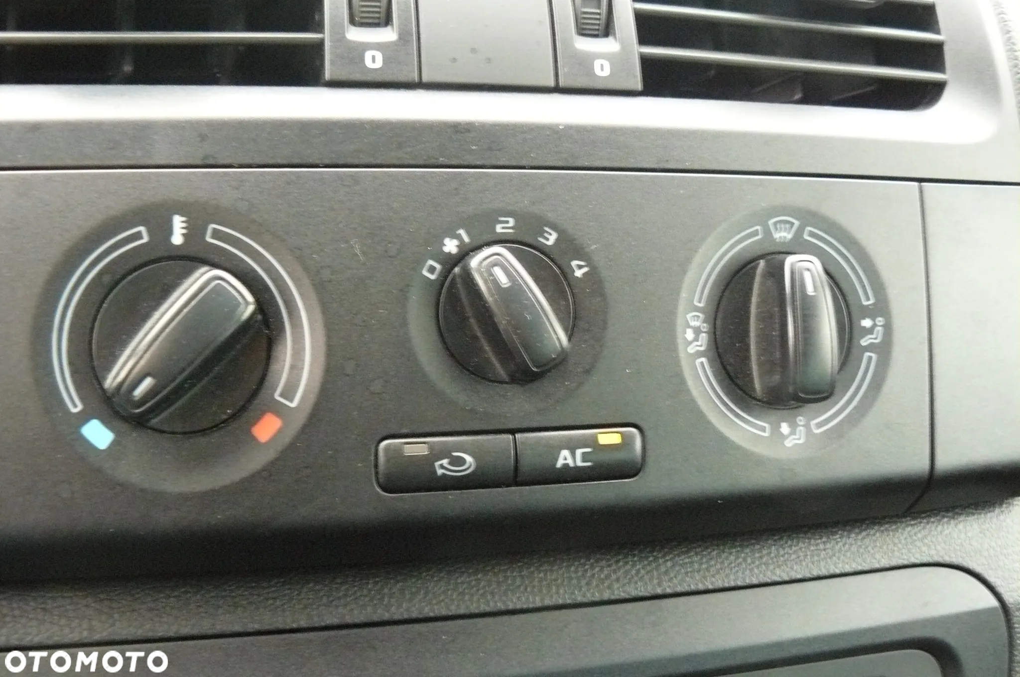 Skoda Fabia - 20
