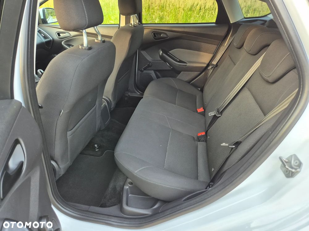 Ford Focus 1.0 EcoBoost Start-Stopp-System Ambiente - 34