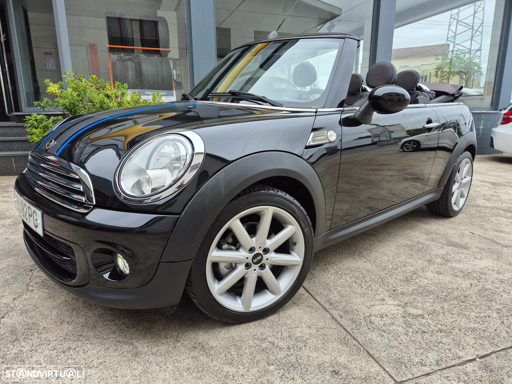 MINI Cabrio Cooper - 38