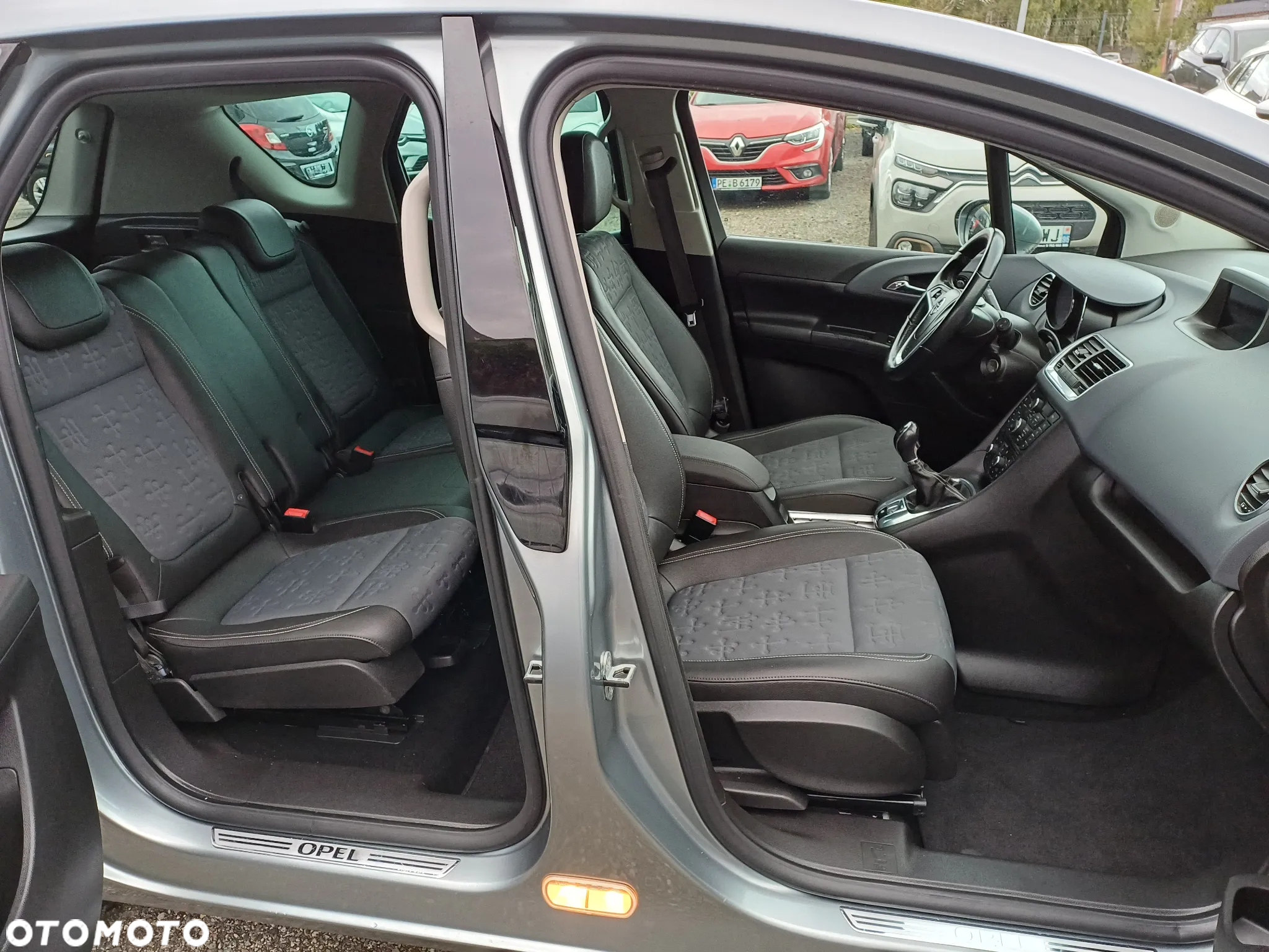 Opel Meriva - 14