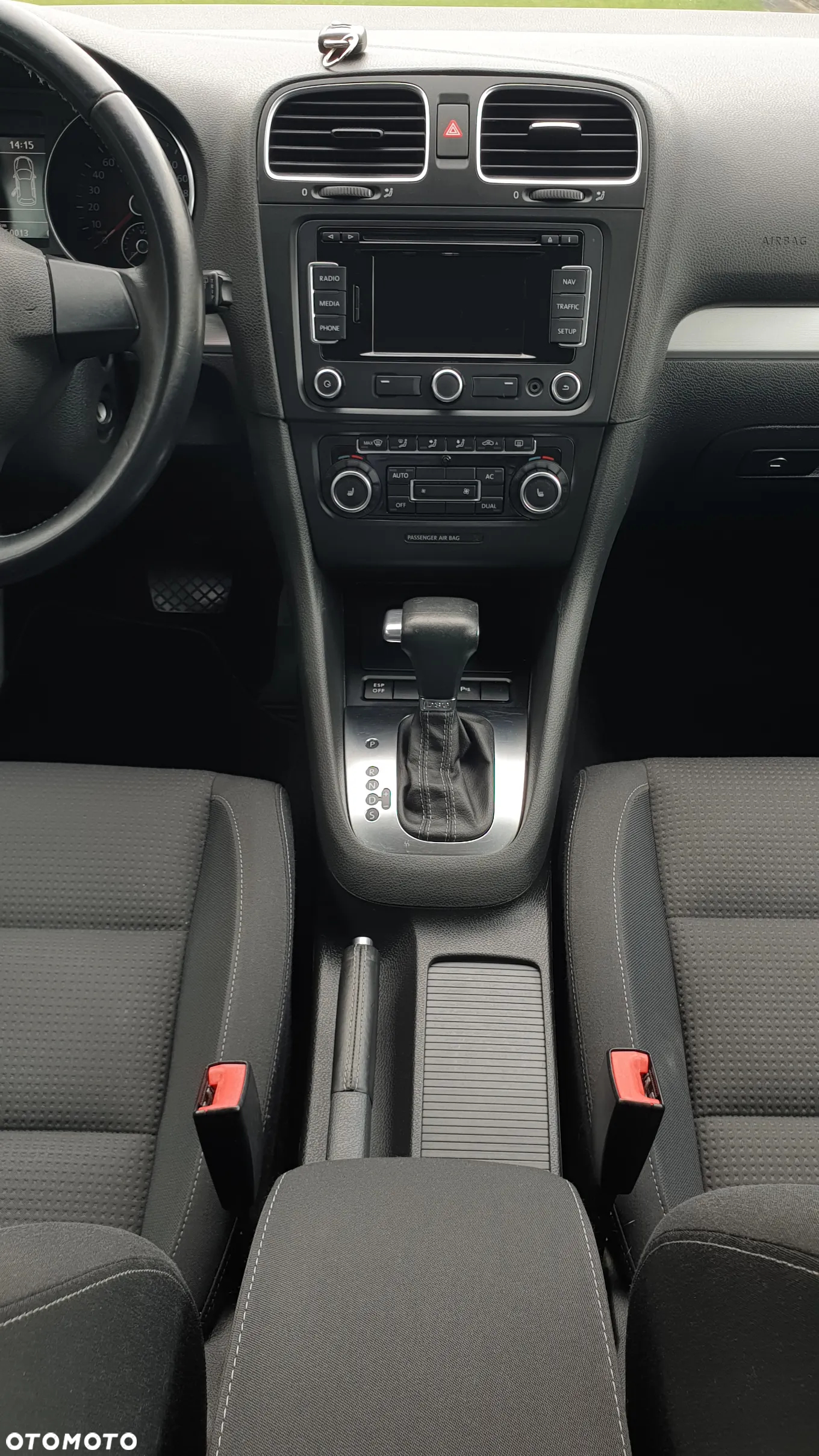 Volkswagen Golf Variant 1.4 TSI BlueMotion Technology DSG Comfortline - 25
