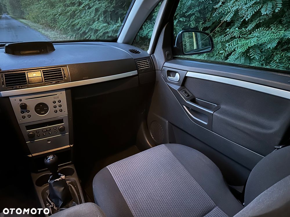 Opel Meriva 1.6 16V Easytronic Cosmo - 19