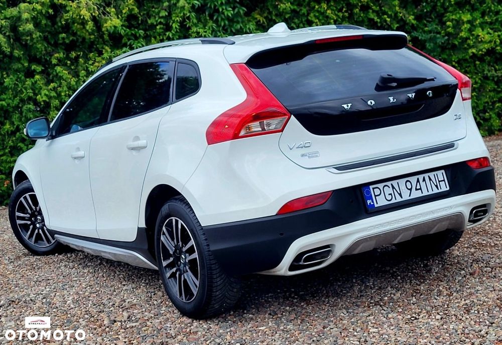 Volvo V40 Cross Country - 2