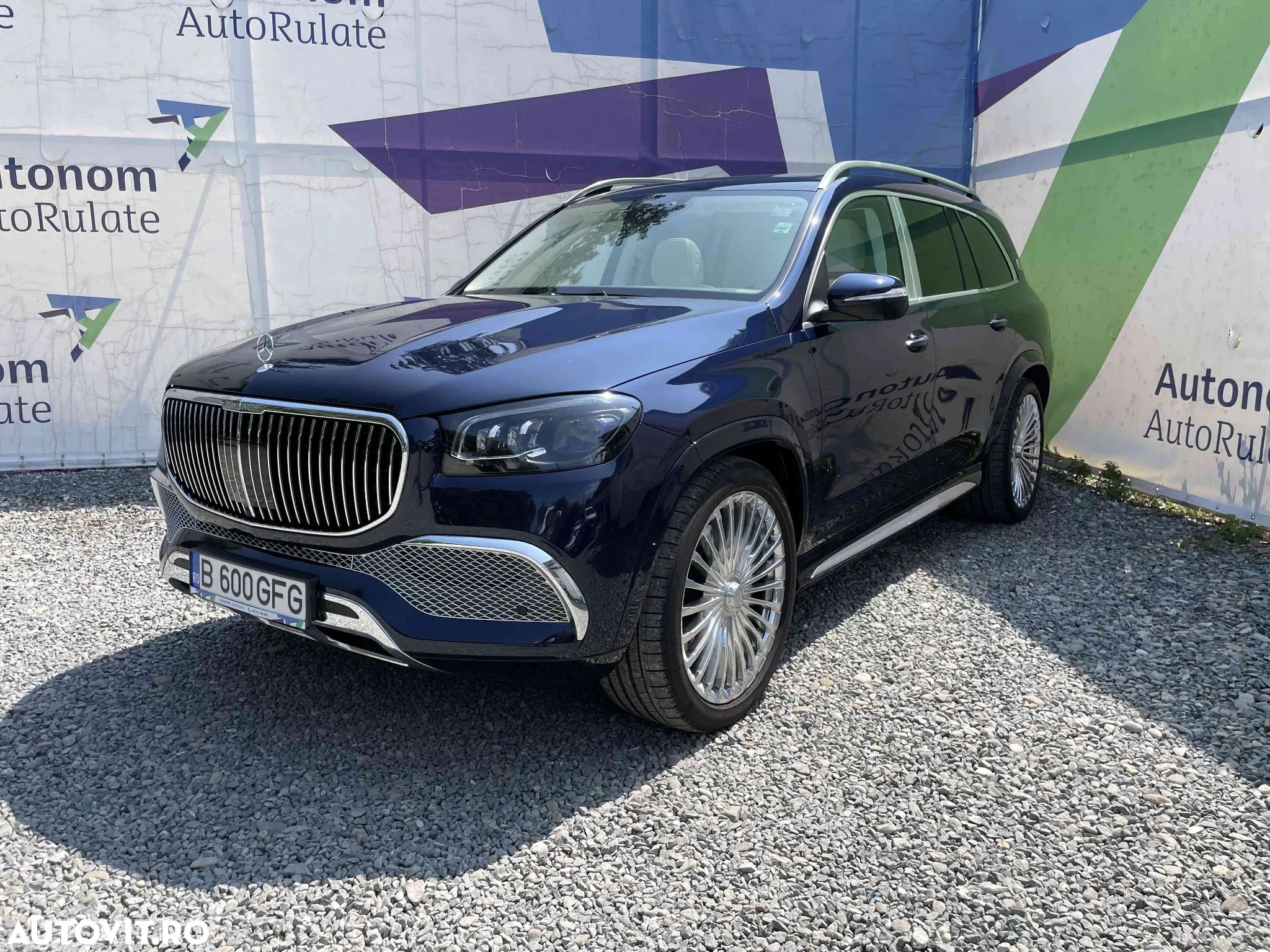 Mercedes-Benz GLS - 1