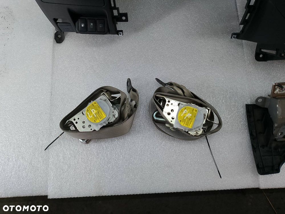 DESKA ROZDZIELCZA,KONSOLA PODUSZKI SENSOR PASY TOYOTA AVENSIS III T27 - 2