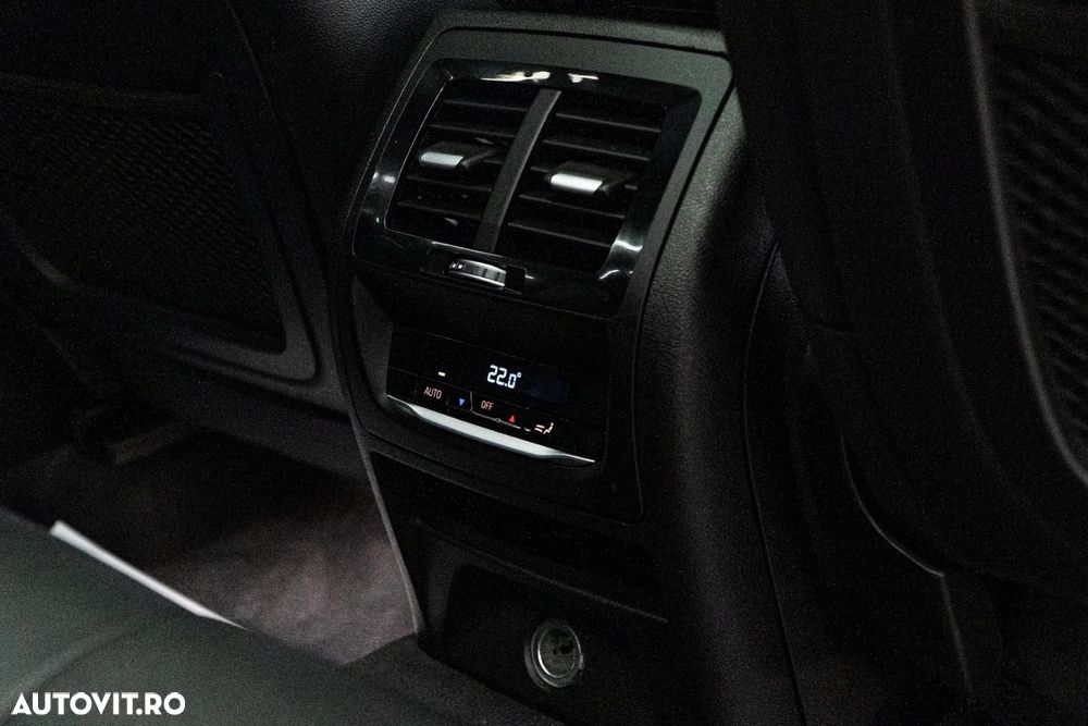 BMW X3 xDrive30i AT Luxury Line - 14