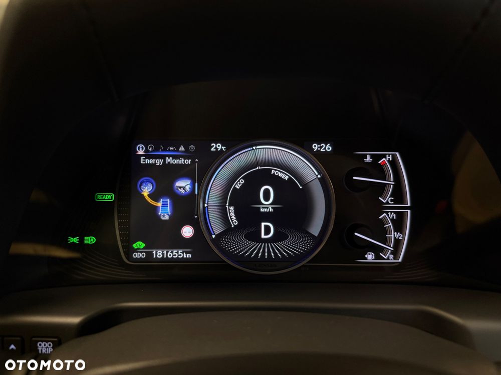Lexus ES 300h Business Edition - 11