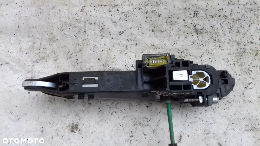 KLAMKA ZEWNĘTRZNA PRAWY PRZÓD LANCIA YPSILON II 03- - 4