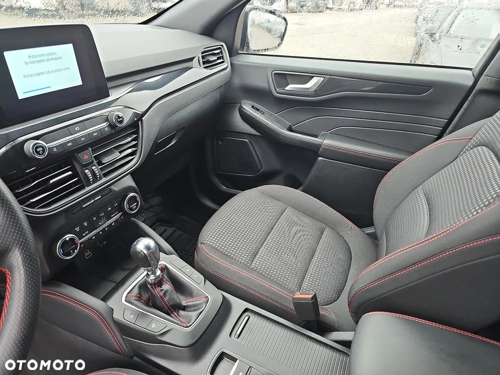 Ford Kuga 1.5 EcoBoost FWD ST-Line - 16