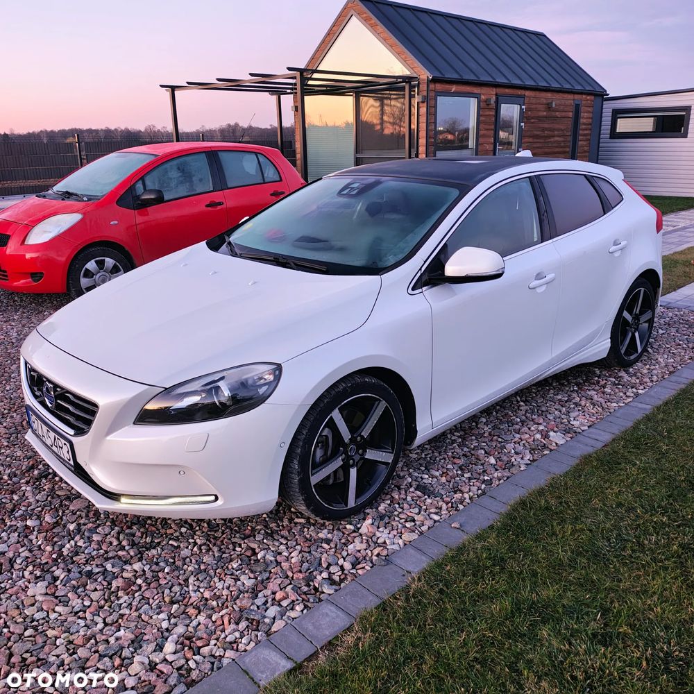 Volvo V40 D4 Summum - 2
