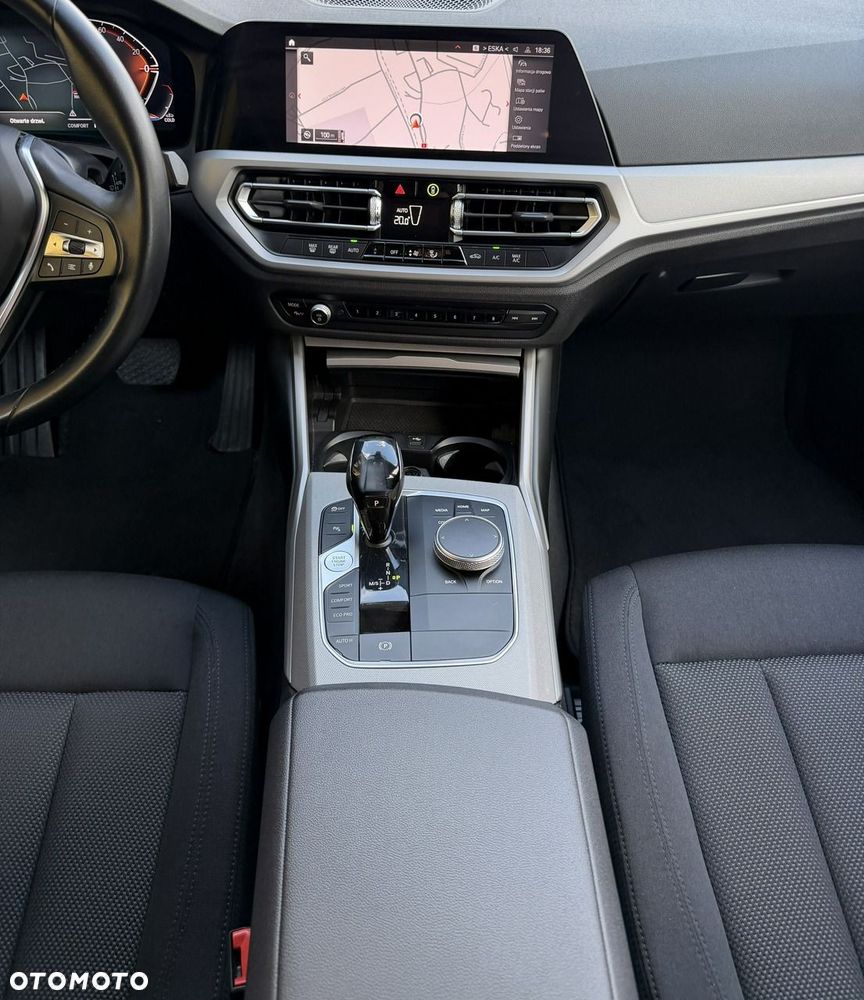 BMW Seria 3 - 17