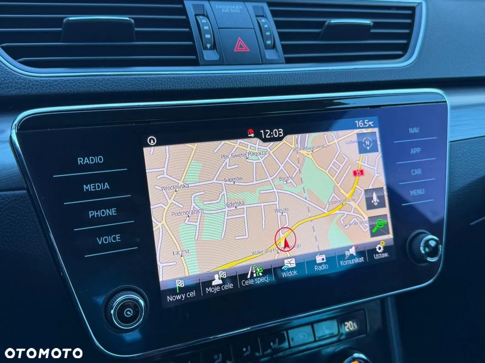 Skoda Superb 2.0 TSI Style DSG - 30