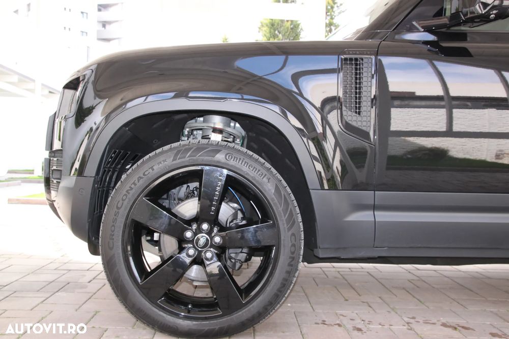 Land Rover Defender 110 3.0D 250 MHEV Hard Top X-Dynamic SE - 8
