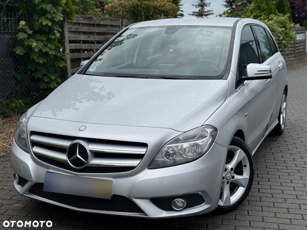 Mercedes-Benz Klasa B 180 Peak Edition - 6
