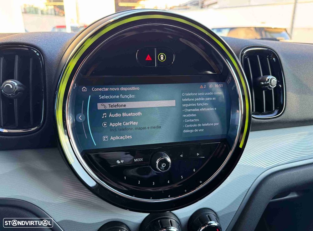 MINI Countryman Cooper D Premium First Essential Auto - 16