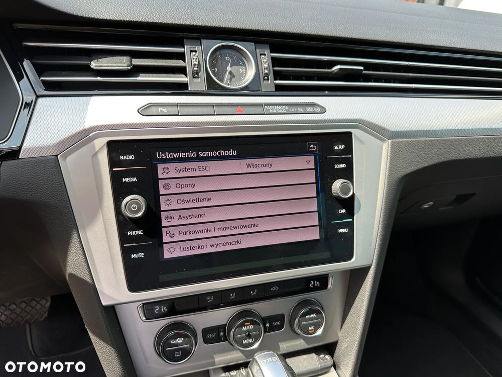 Volkswagen Passat Variant - 14