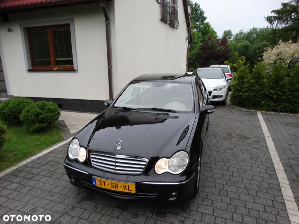 Mercedes-Benz Klasa C 200 Kompressor Avantgarde - 11
