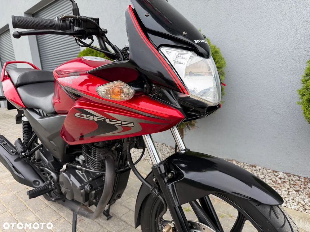 Honda CBF - 22