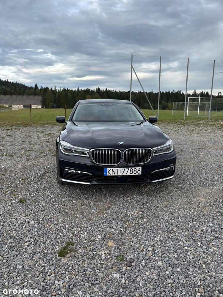 BMW Seria 7 2017 photo 3