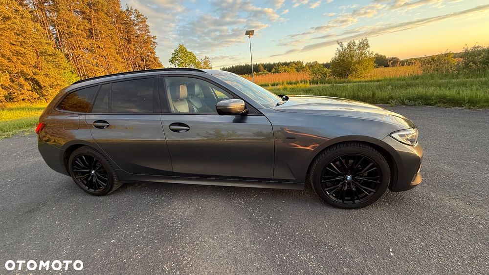 BMW Seria 3 - 23