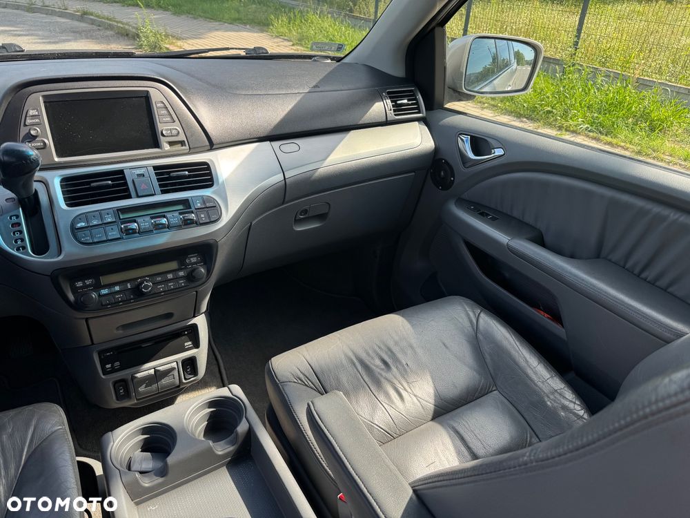 Honda Odyssey 3.5 LX - 11