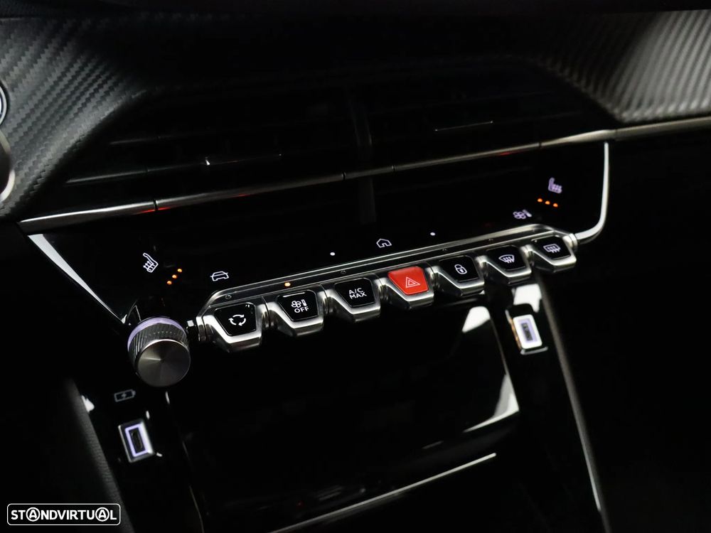 Peugeot 2008 PureTech 130 EAT8 Allure - 22