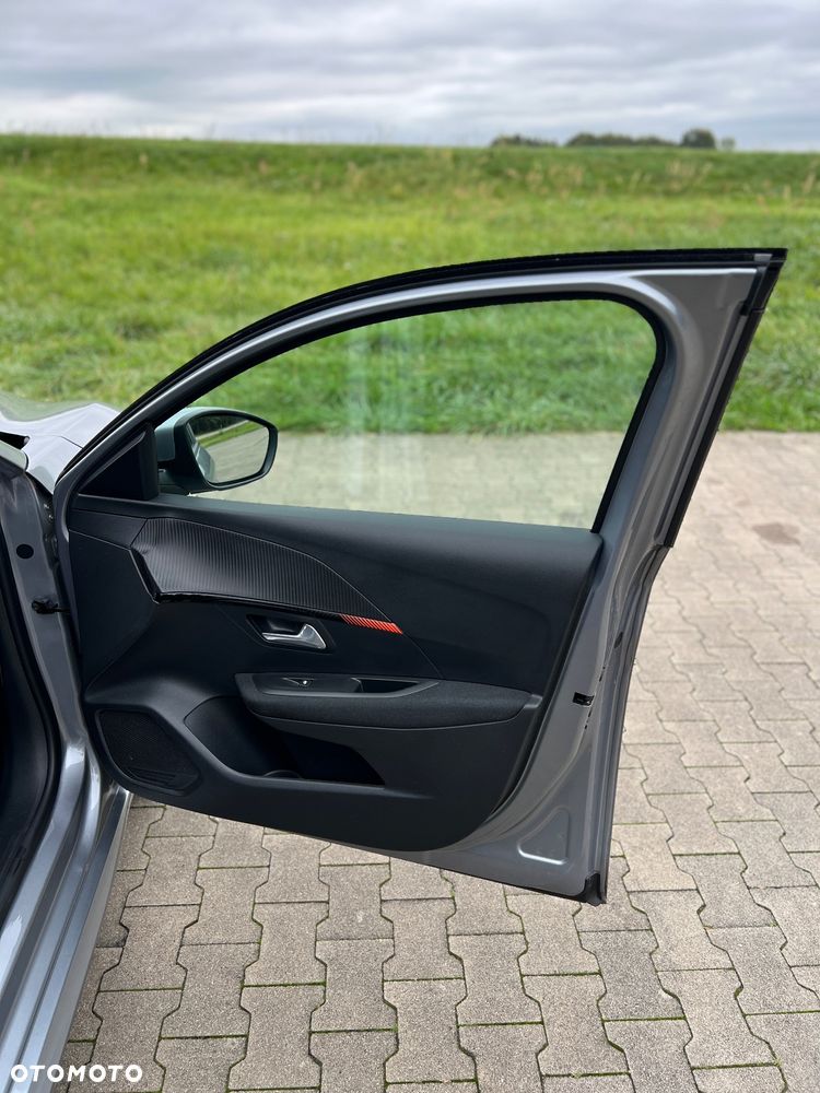 Peugeot 208 PureTech 100 EAT8 Allure Pack - 11