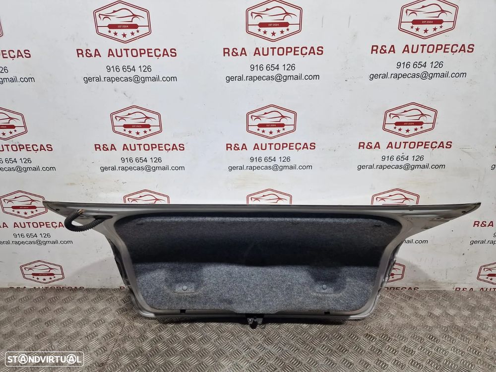 Tampa de Mala BMW Série 3 E92 Original - 5