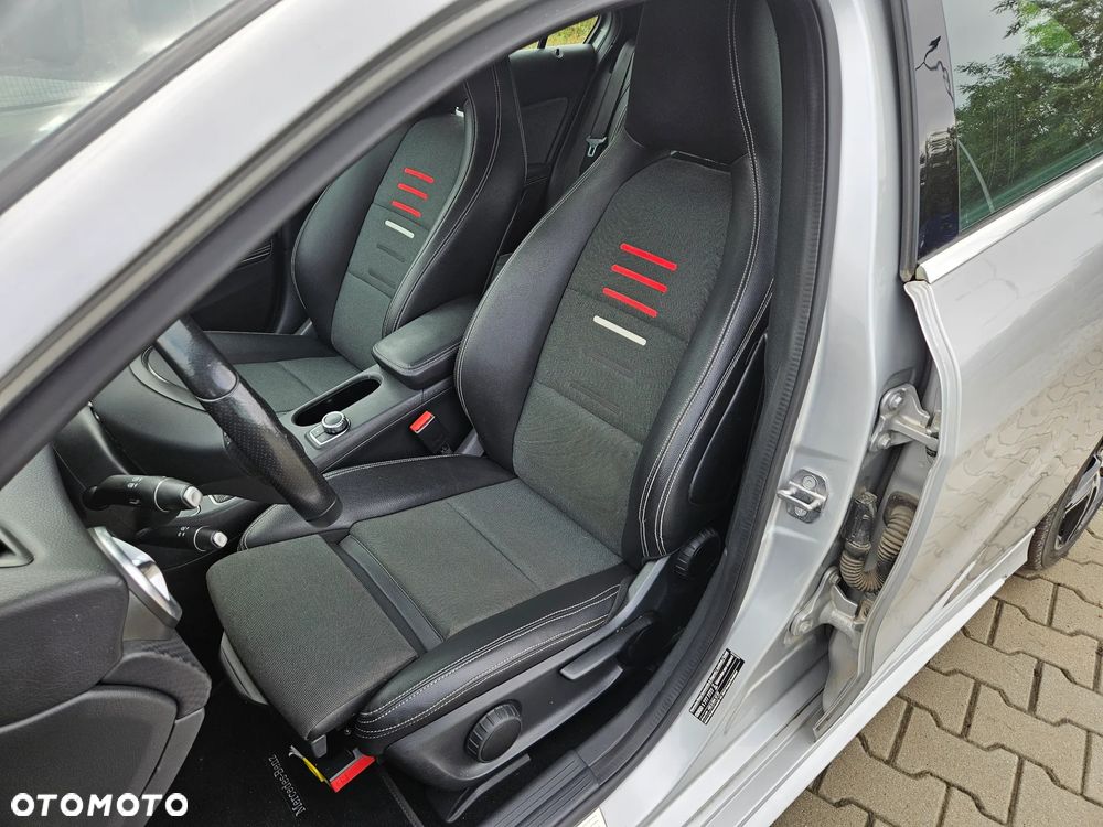 Mercedes-Benz Klasa A 180 CDI AMG Line - 18