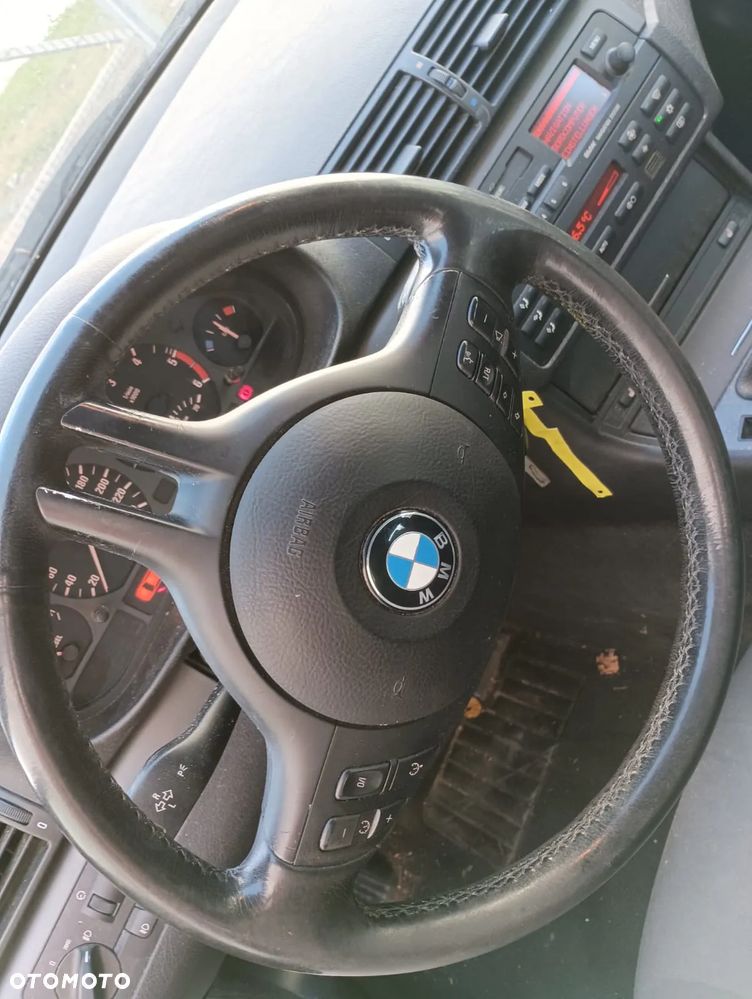 BMW Seria 3 320d Touring Edition Lifestyle - 11