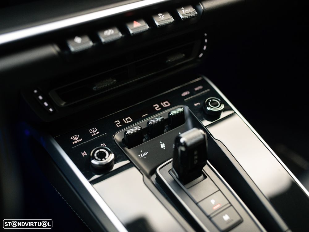 Porsche 911 (992) Turbo S - 36