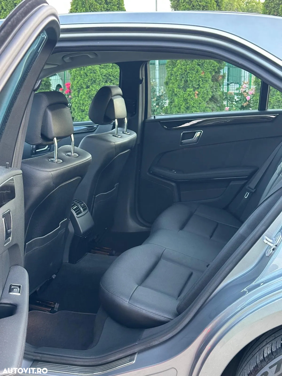 Mercedes-Benz E 250 CDI DPF BlueEFFICIENCY Automatik Avantgarde - 8
