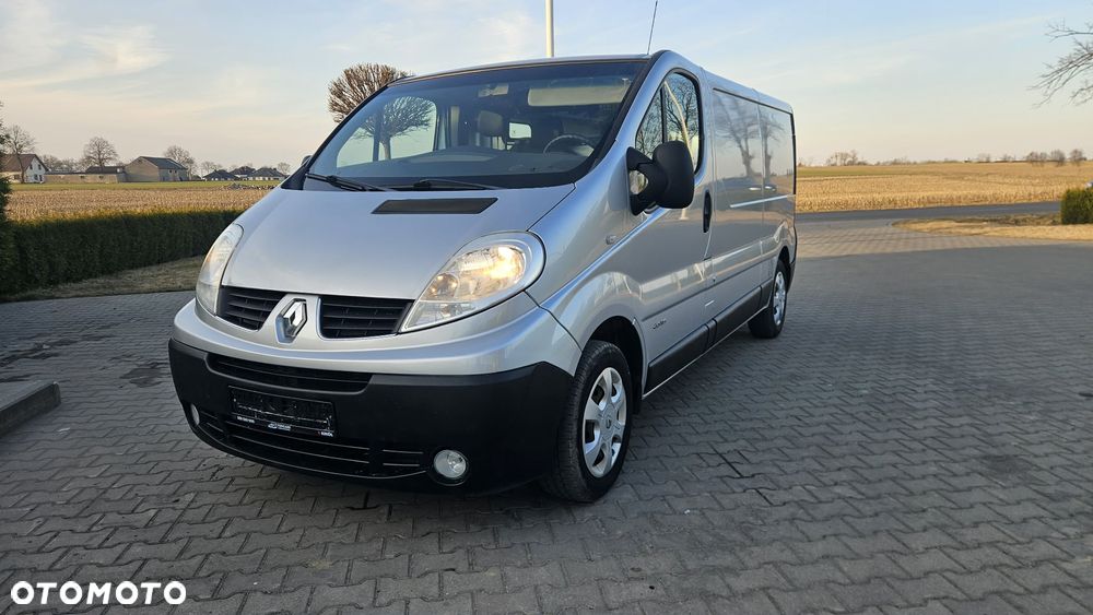 Renault Trafic - 19