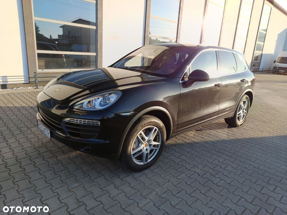 Porsche Cayenne - 1