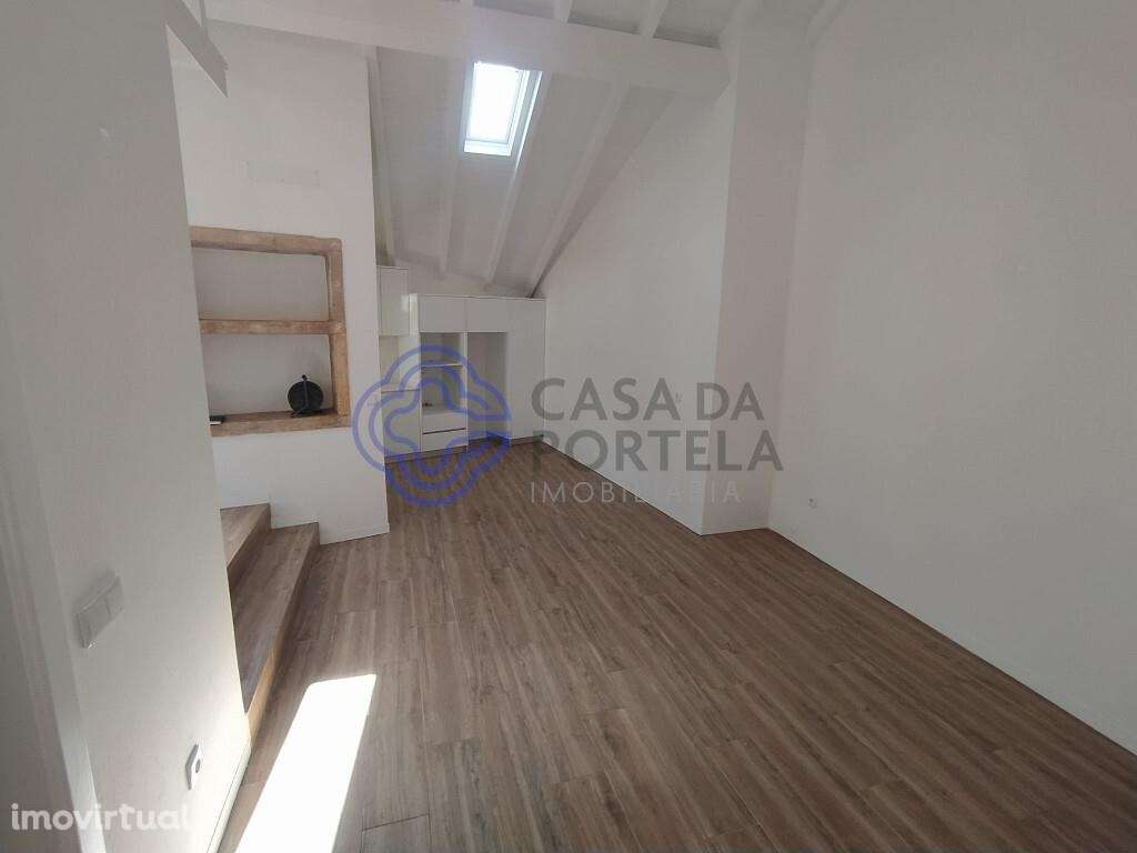 Casa de aldeia T2+1 recuperada e anexo próximo da cidade de Tomar no c - Grande imagem: 5/30