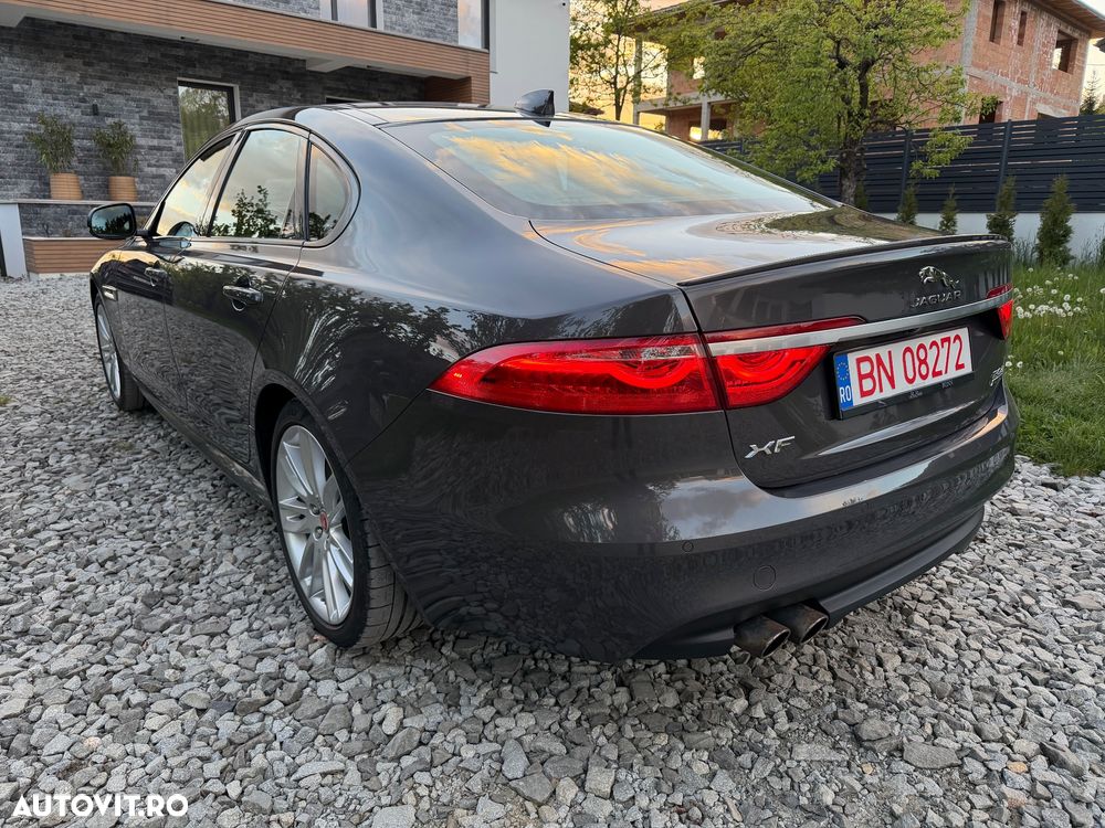 Jaguar XF 20d AWD Aut. R-Sport - 34