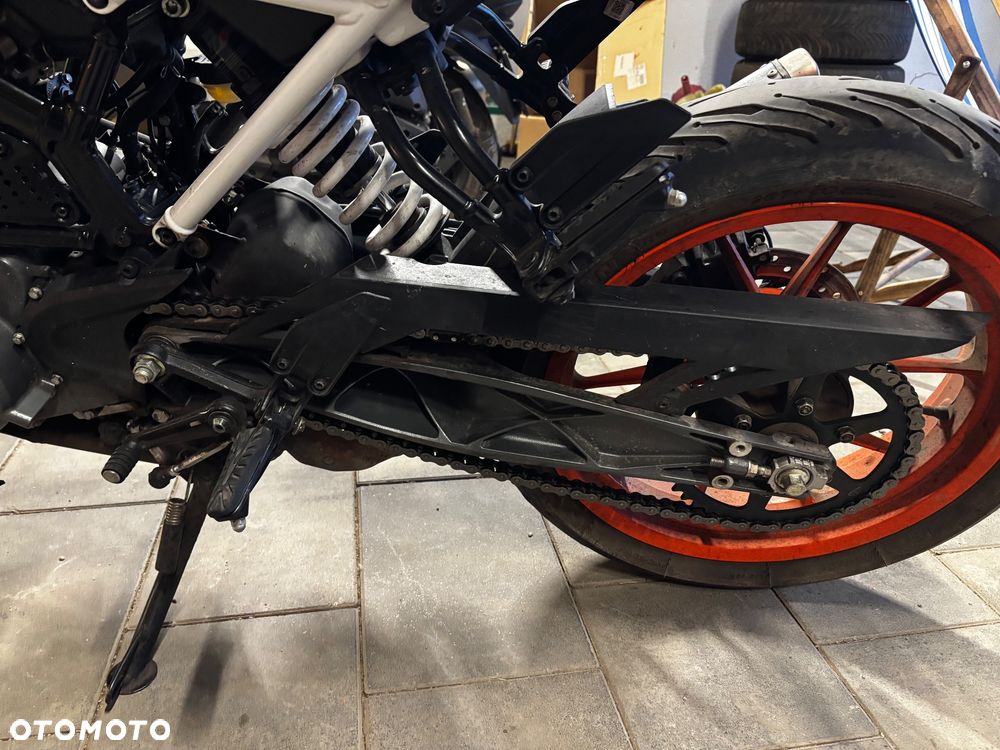 KTM Duke 125 - 10