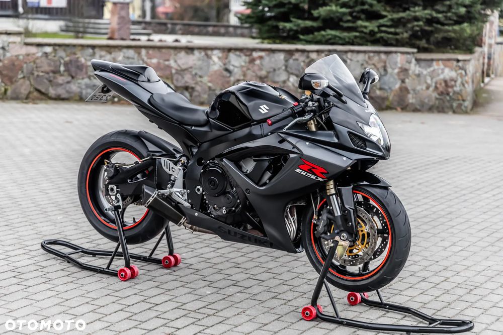 Suzuki GSX-R - 4