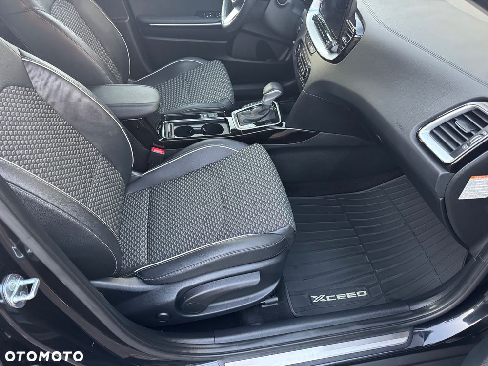Kia XCeed 1.6 GDI PHEV L Business Line DCT - 18