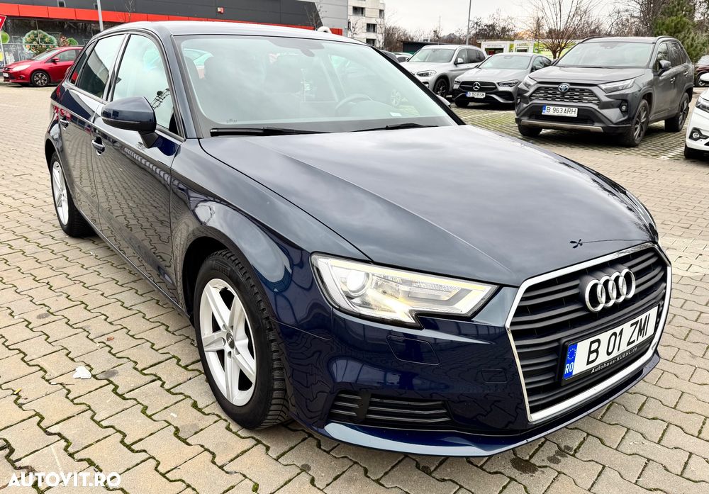 Audi A3 35 TFSI ack S tronic - 1