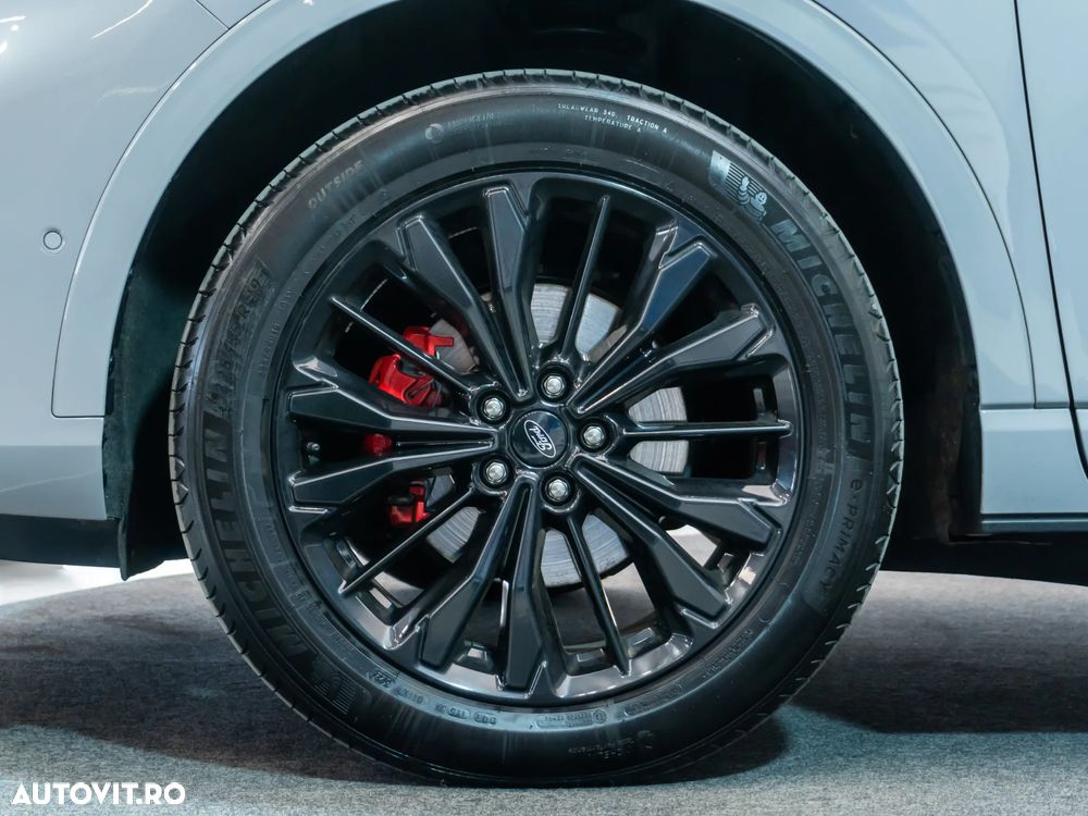 Ford Kuga 2.5 Duratec PHEV ST-LINE - 13