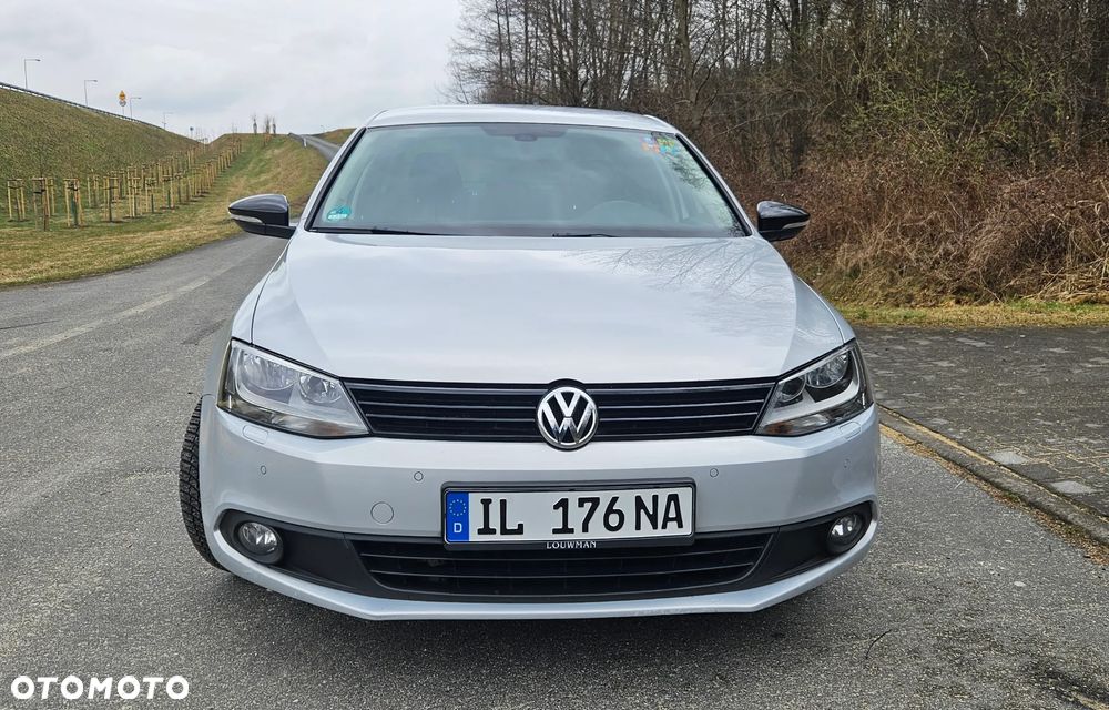 Volkswagen Jetta 1.4 TSI Match - 11