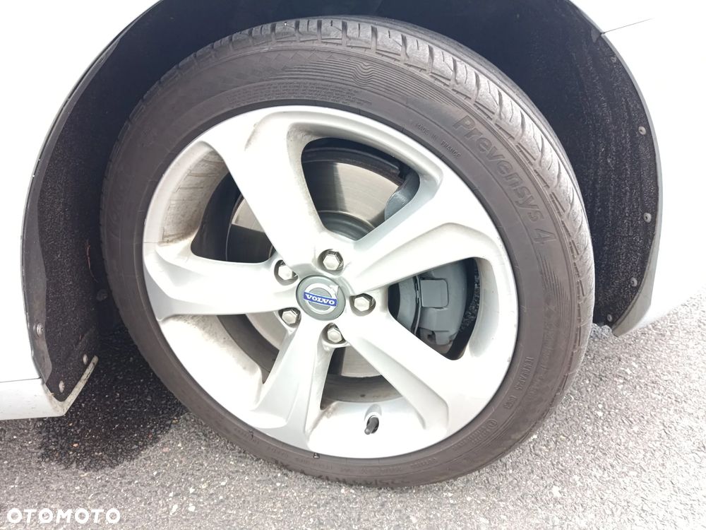 Volvo V40 D3 - 7