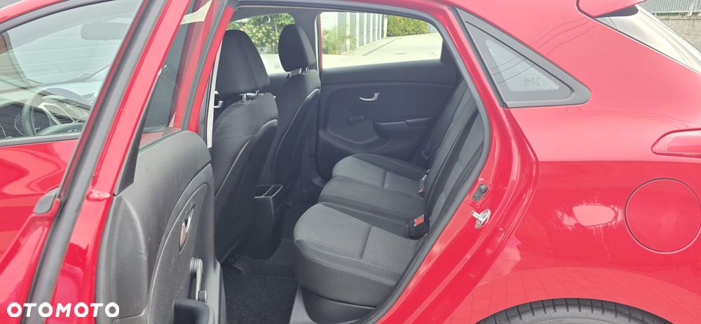 Hyundai i30 - 26