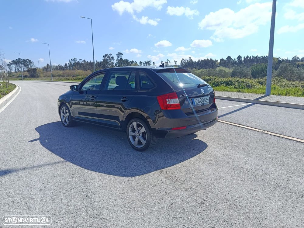 Skoda Rapid Spaceback 1.6 TDi Elegance - 9