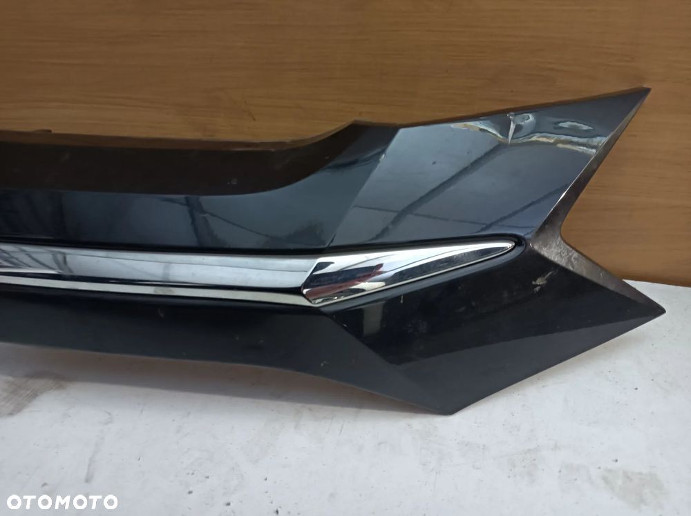 KRATKA ATRAPA GRILL HONDA HR-V II 15- 7112-T7W-00 - 4
