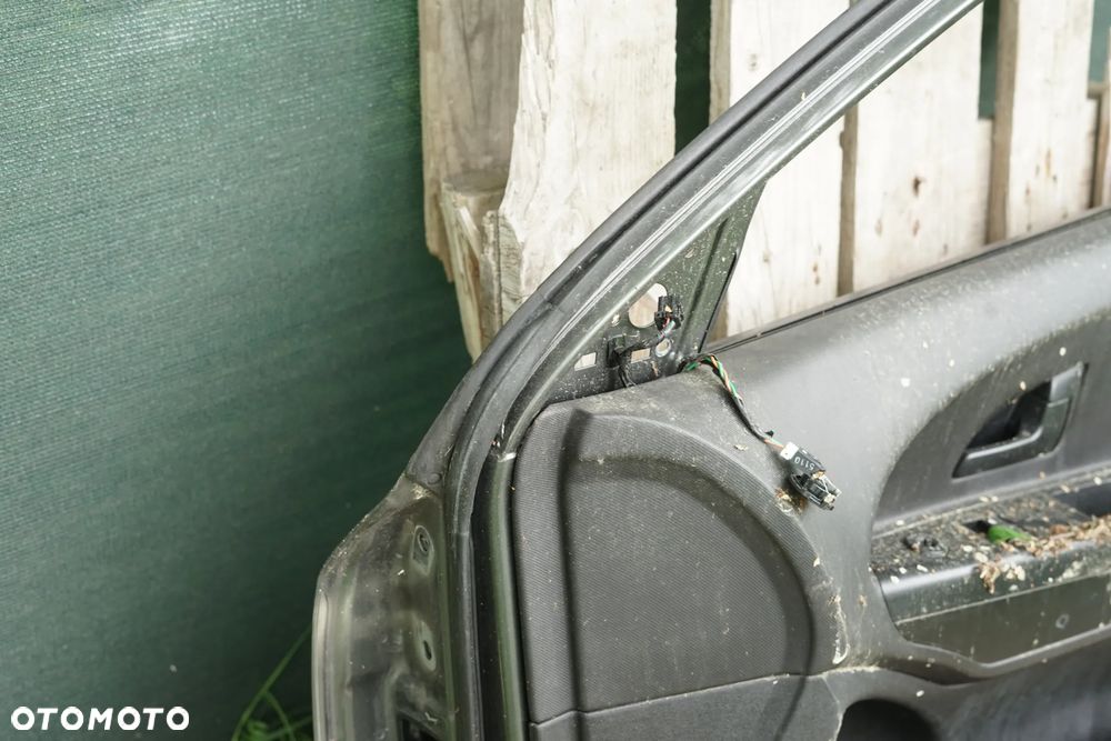 Drzwi przód przednie prawe Kia Ceed I 5d HB A4 - 10
