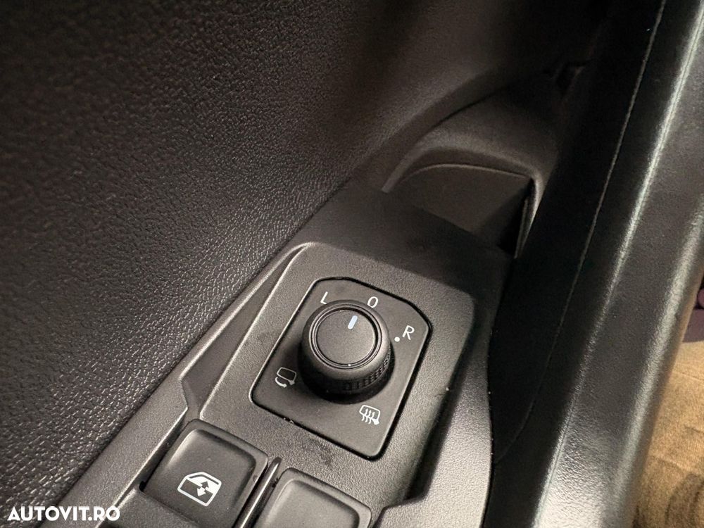 Volkswagen Taigo - 13